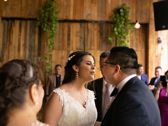La boda de Carlos y Yvonne en San Luis Potosí, San Luis Potosí 18