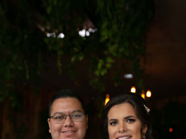 La boda de Carlos y Yvonne en San Luis Potosí, San Luis Potosí 34