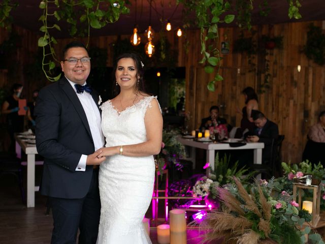 La boda de Carlos y Yvonne en San Luis Potosí, San Luis Potosí 38