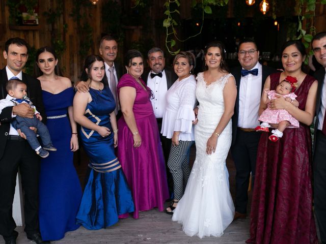 La boda de Carlos y Yvonne en San Luis Potosí, San Luis Potosí 48