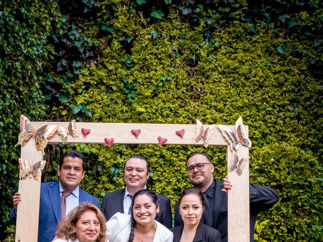 La boda de Joel y Dulce en Iztacalco, Ciudad de México 17