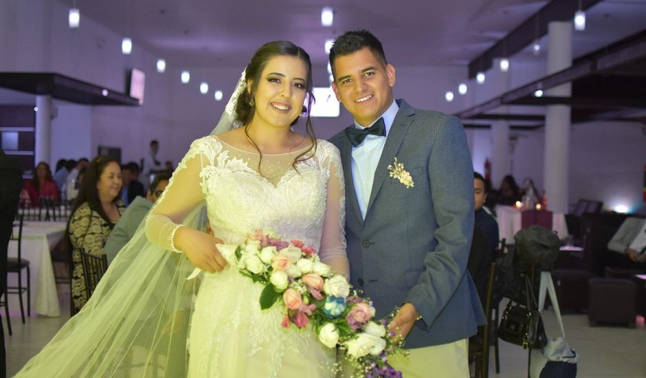 La boda de Aaron Ramos Rodriguez y Stephanie Vera Sánchez en El Salto, Jalisco
