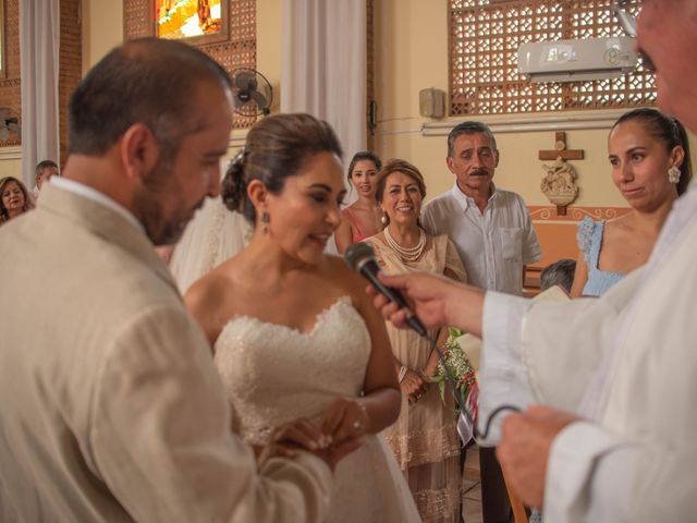 La boda de Roberto y Carolina en San Francisco, Nayarit 18