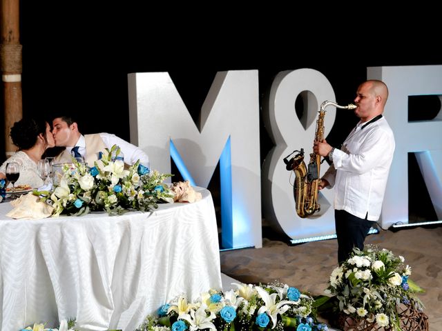 La boda de Robert y Monserrat en Ixtapa Zihuatanejo, Guerrero 18