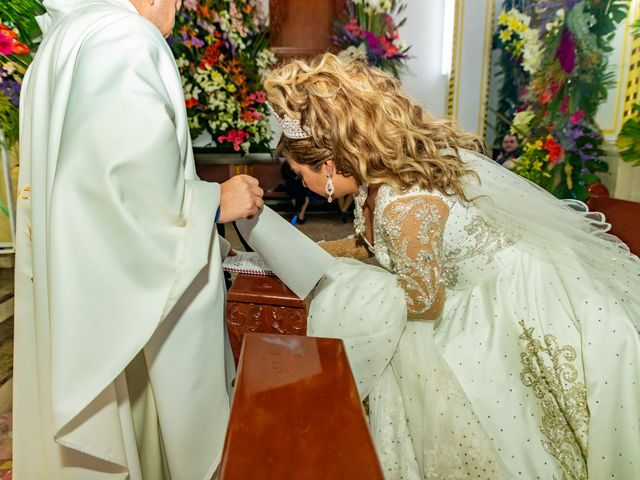 La boda de Marco y Karla en Iztapalapa, Ciudad de México 18