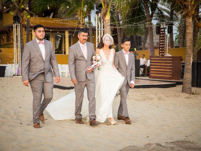 La boda de Ablemi y Eduardo en Ixtapa Zihuatanejo, Guerrero 10