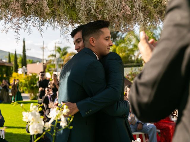 La boda de Alejandro y Isaac en Tlajomulco de Zúñiga, Jalisco 14