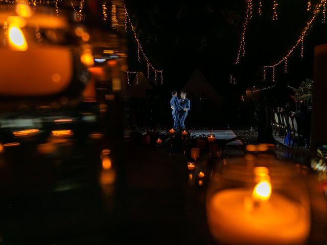 La boda de Alejandro y Isaac en Tlajomulco de Zúñiga, Jalisco 24