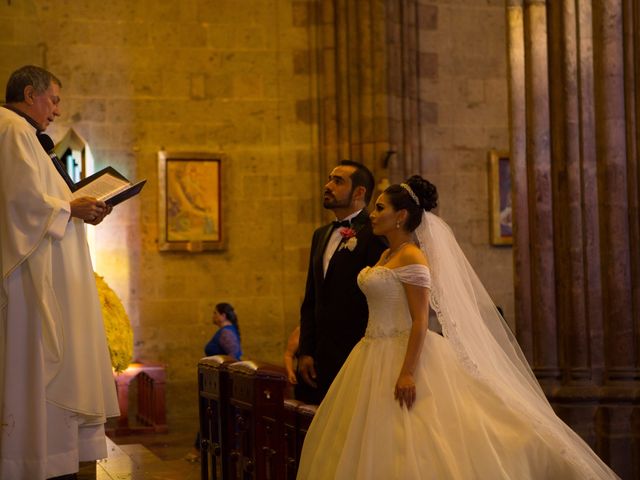 La boda de Miguel y Vianey en Zapopan, Jalisco 15