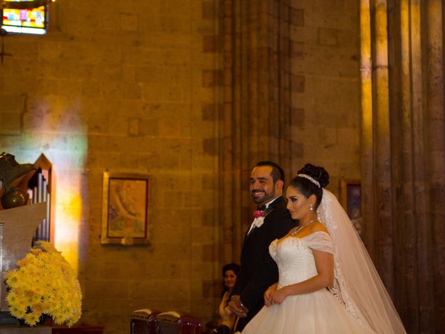 La boda de Miguel y Vianey en Zapopan, Jalisco 20