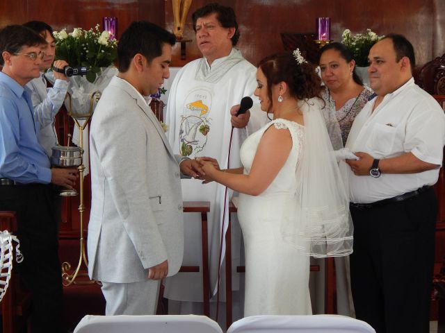 La boda de Moisés y Yajhaira en Veracruz, Veracruz 3