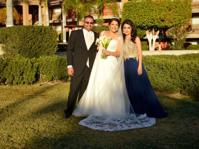 La boda de Raul y Yesenia  en Hermosillo, Sonora 16
