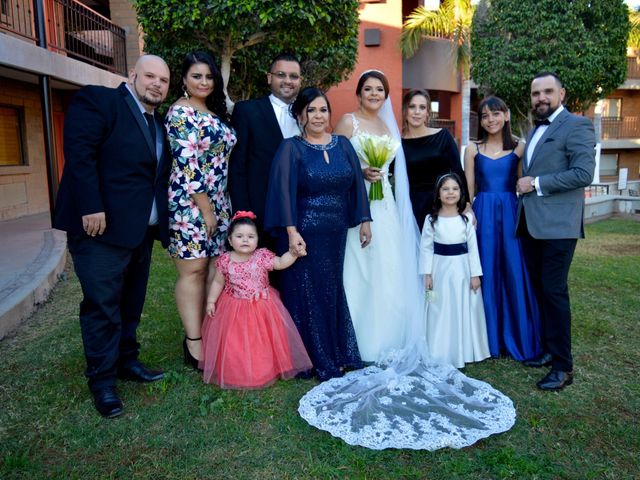 La boda de Raul y Yesenia  en Hermosillo, Sonora 23