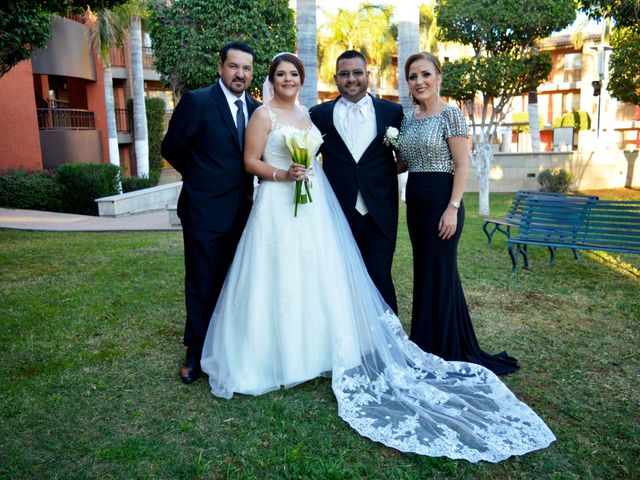La boda de Raul y Yesenia  en Hermosillo, Sonora 25