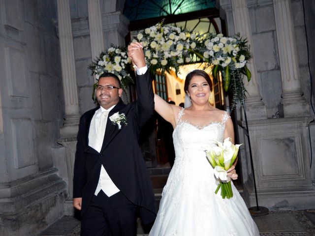 La boda de Raul y Yesenia  en Hermosillo, Sonora 29