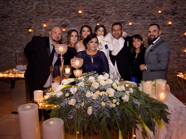 La boda de Raul y Yesenia  en Hermosillo, Sonora 31