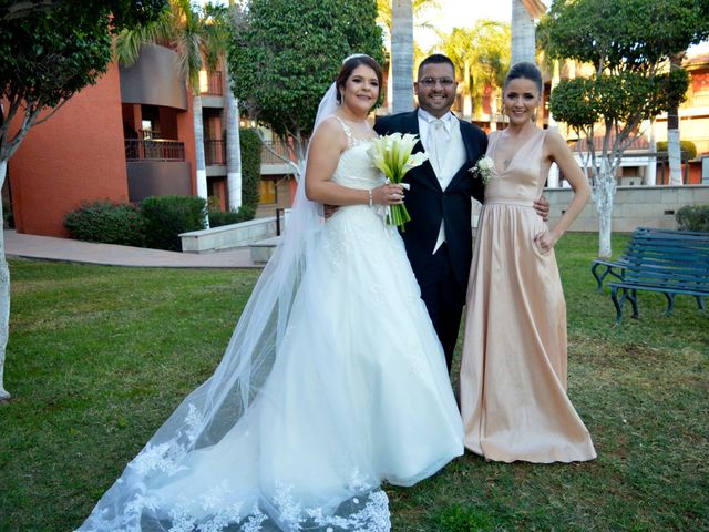 La boda de Raul y Yesenia  en Hermosillo, Sonora 47