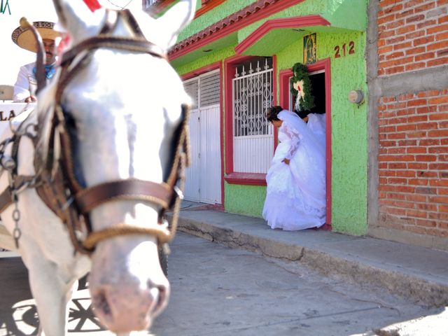 La boda de Milagros y Leonel en Cuerámaro, Guanajuato 24