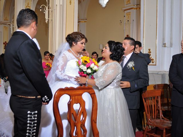 La boda de Milagros y Leonel en Cuerámaro, Guanajuato 38