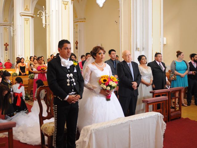 La boda de Milagros y Leonel en Cuerámaro, Guanajuato 40