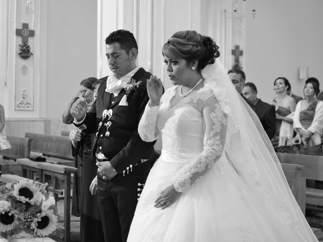 La boda de Milagros y Leonel en Cuerámaro, Guanajuato 49