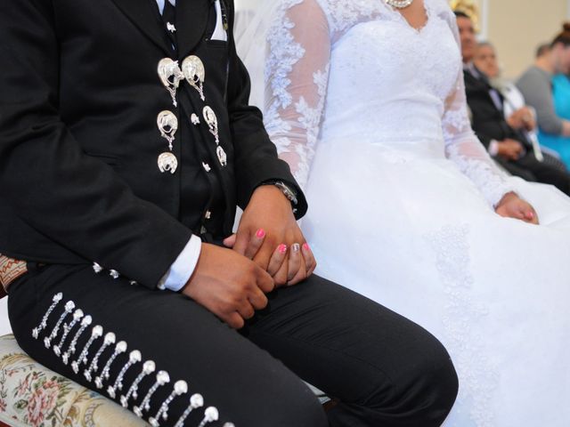 La boda de Milagros y Leonel en Cuerámaro, Guanajuato 50