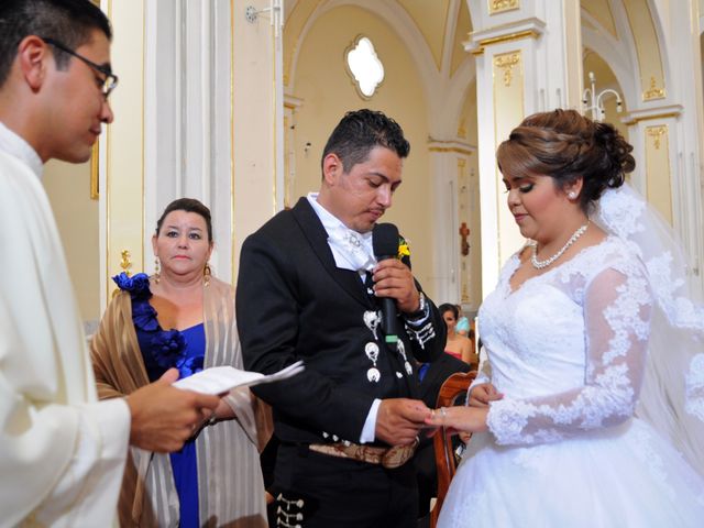 La boda de Milagros y Leonel en Cuerámaro, Guanajuato 52