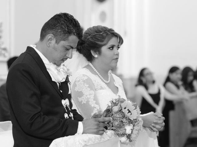 La boda de Milagros y Leonel en Cuerámaro, Guanajuato 57