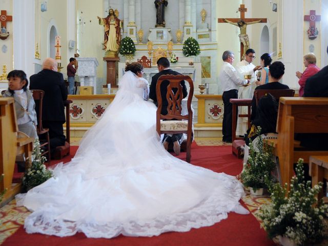 La boda de Milagros y Leonel en Cuerámaro, Guanajuato 66