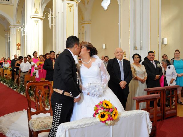 La boda de Milagros y Leonel en Cuerámaro, Guanajuato 69