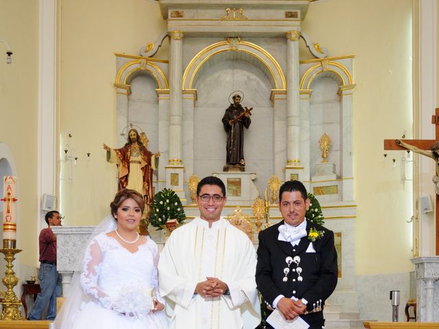La boda de Milagros y Leonel en Cuerámaro, Guanajuato 70