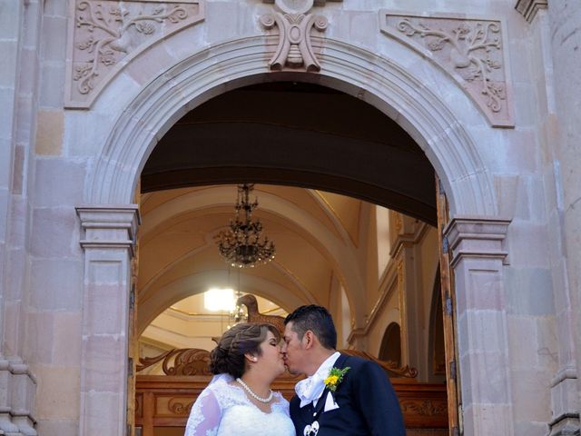La boda de Milagros y Leonel en Cuerámaro, Guanajuato 77
