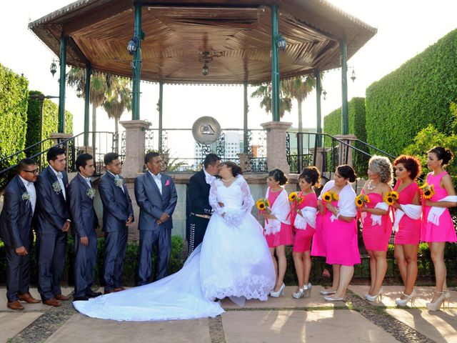 La boda de Milagros y Leonel en Cuerámaro, Guanajuato 81