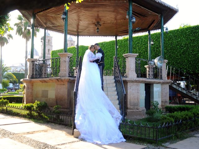 La boda de Milagros y Leonel en Cuerámaro, Guanajuato 90