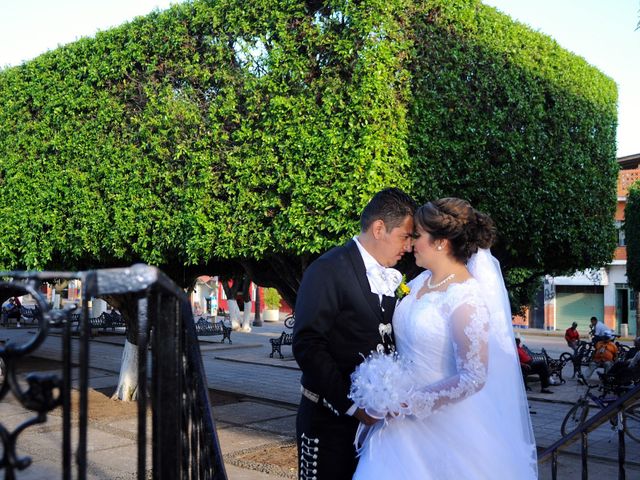 La boda de Milagros y Leonel en Cuerámaro, Guanajuato 91