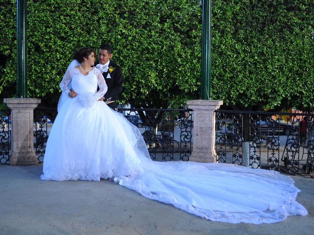 La boda de Milagros y Leonel en Cuerámaro, Guanajuato 92