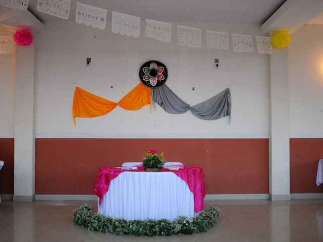 La boda de Milagros y Leonel en Cuerámaro, Guanajuato 101