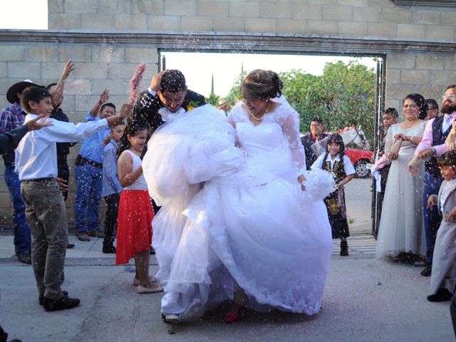 La boda de Milagros y Leonel en Cuerámaro, Guanajuato 102
