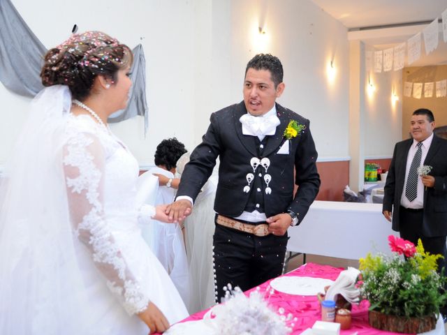 La boda de Milagros y Leonel en Cuerámaro, Guanajuato 104