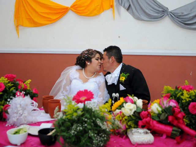 La boda de Milagros y Leonel en Cuerámaro, Guanajuato 109