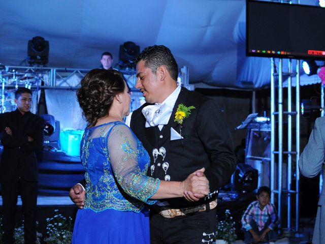 La boda de Milagros y Leonel en Cuerámaro, Guanajuato 127