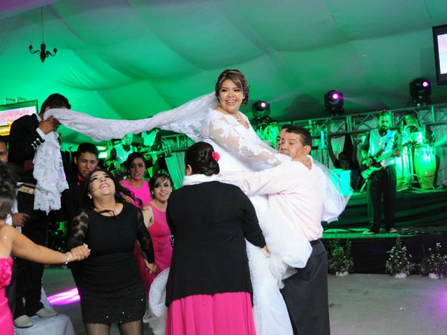 La boda de Milagros y Leonel en Cuerámaro, Guanajuato 154