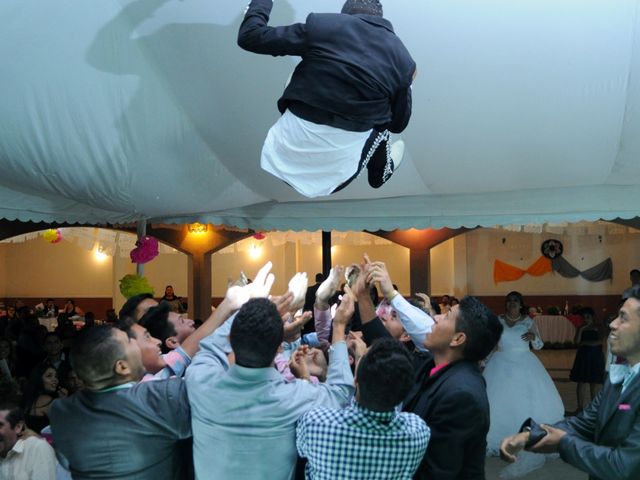 La boda de Milagros y Leonel en Cuerámaro, Guanajuato 162