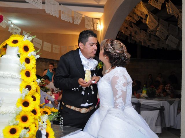 La boda de Milagros y Leonel en Cuerámaro, Guanajuato 170