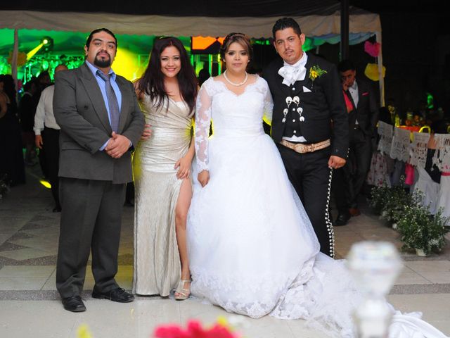 La boda de Milagros y Leonel en Cuerámaro, Guanajuato 178
