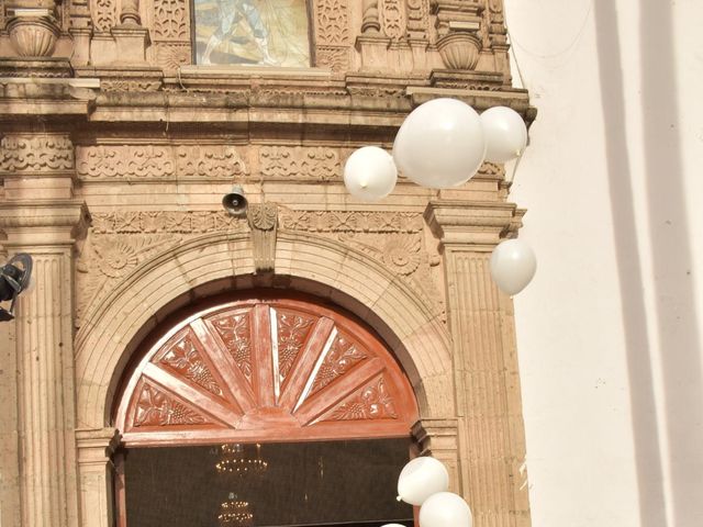 La boda de Eddy y Alondra en Guadalajara, Jalisco 16