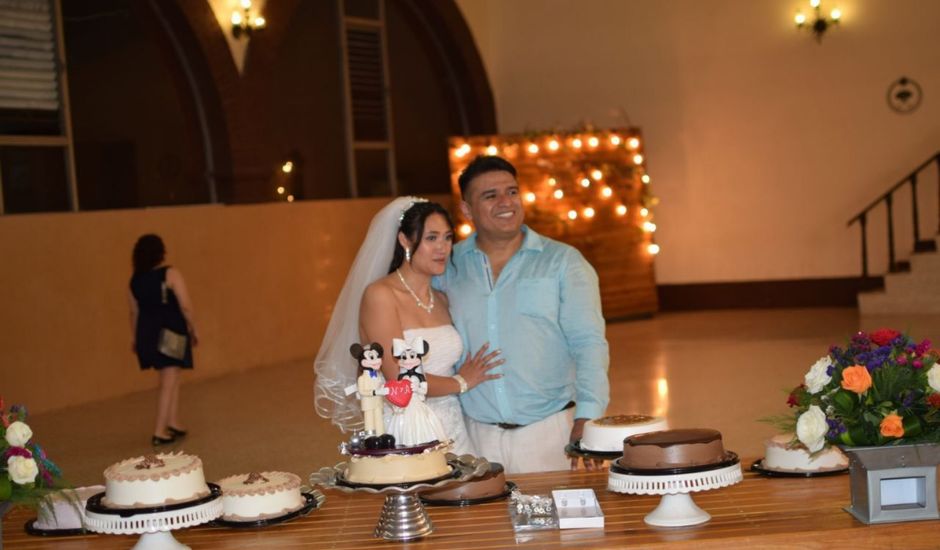 La boda de Aris y Noemí  en Texcoco, Estado México