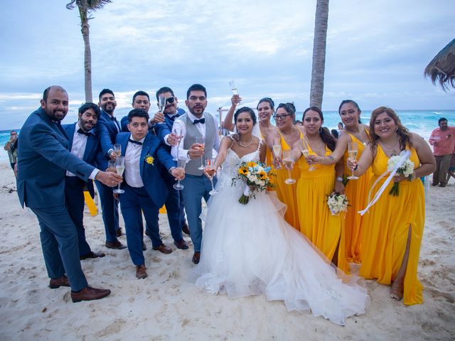 La boda de Bruno y Vivi  en Cancún, Quintana Roo 3