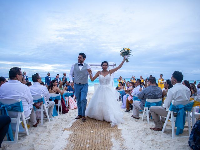 La boda de Bruno y Vivi  en Cancún, Quintana Roo 4