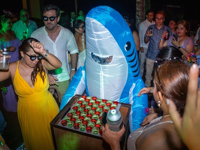 La boda de Bruno y Vivi  en Cancún, Quintana Roo 12